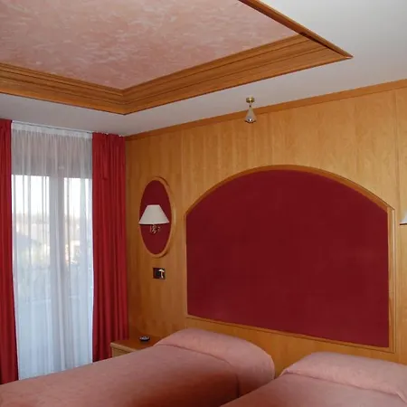 Hotell Al Giardino Fanna