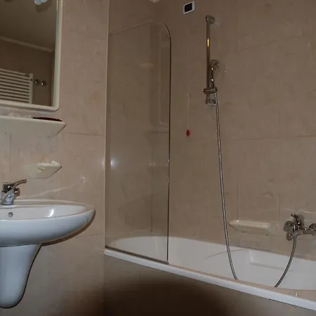 Hotell Al Giardino 3*